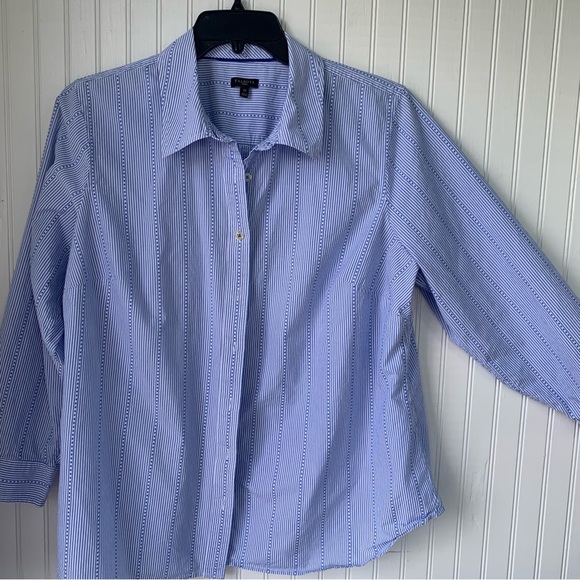 Talbots Tops - Talbots Ladies (2X) Collared, Button Up, Light Blue Striped Shirt